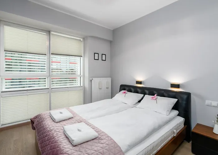 Apartament Towarowa By Renters Poznań