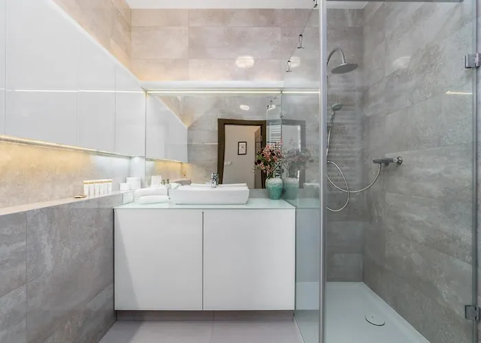 Towarowa By Renters Poznań